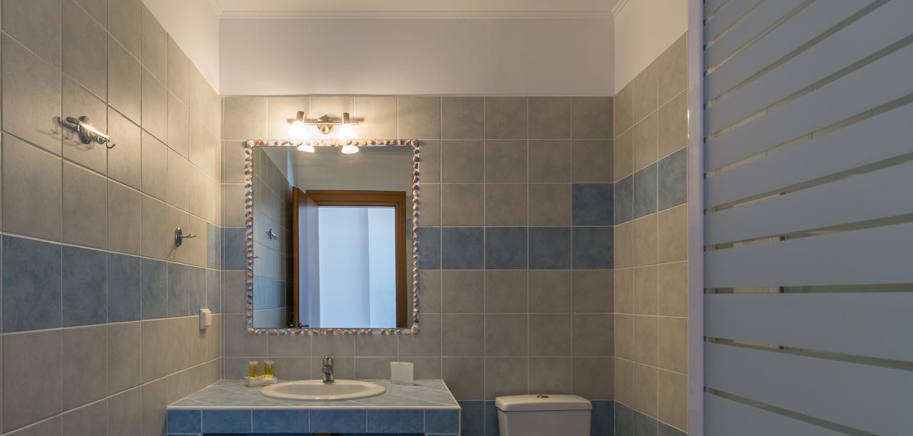 Malion Rooms Adamantas Eksteriør billede