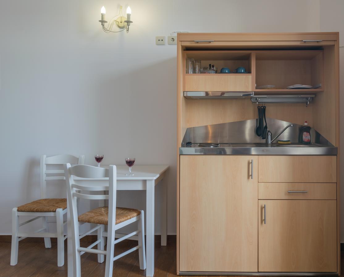 Malion Rooms Adamantas Eksteriør billede