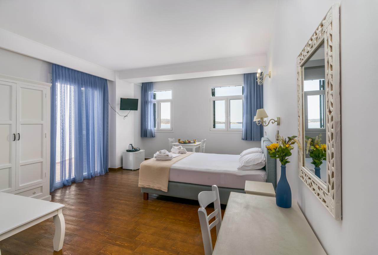 Malion Rooms Adamantas Eksteriør billede